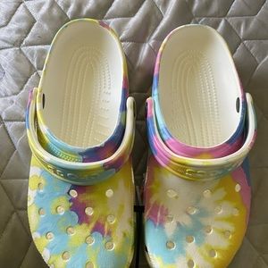 Tye dye crocs size 9